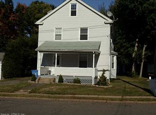 53 Walker St, Manchester, CT 06040