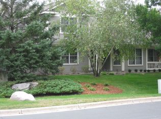 800 Ivy Ln, Eagan, MN 55123