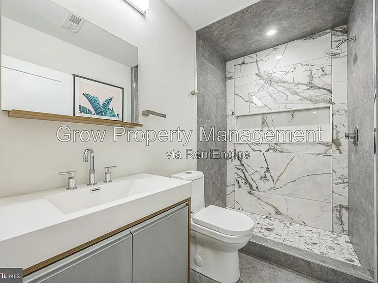 1752 N Bailey St — Photo 23