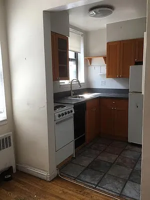 Rented by Tabak Real Estate | media 10