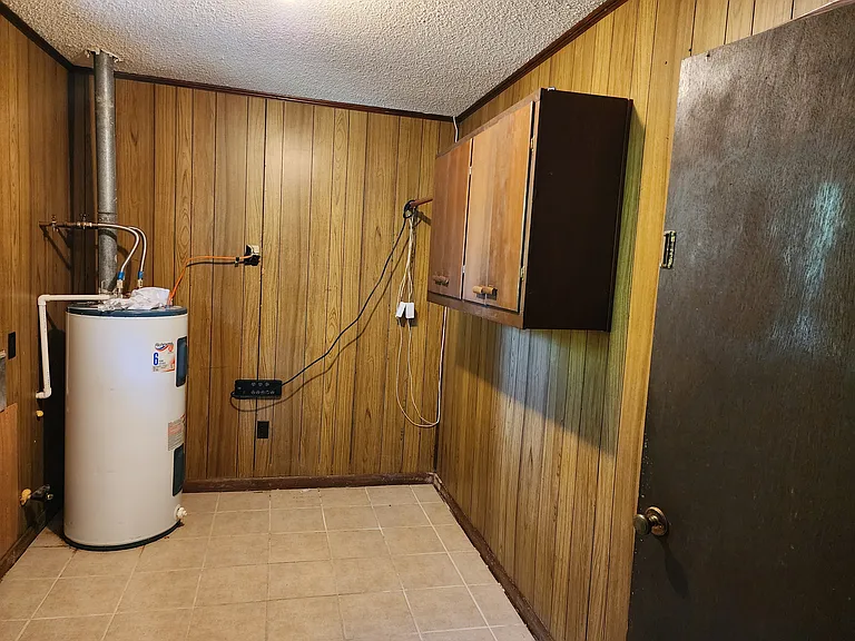 1822 Donna Dr — Photo 11