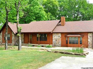 1015 Dogtown Rd SE, Fort Payne, AL 35967