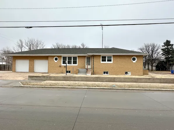 401 E 12th St, Hays, KS 67601