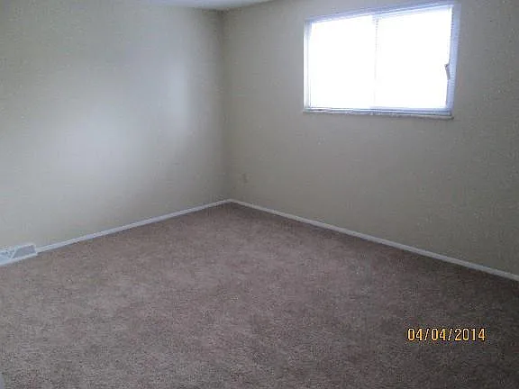 6042 Endicott Rd — Photo 8