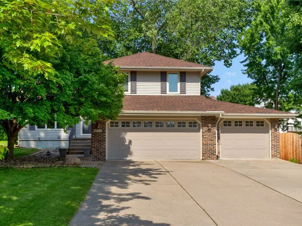 3700 SE 24th Ct, Des Moines, IA 50320