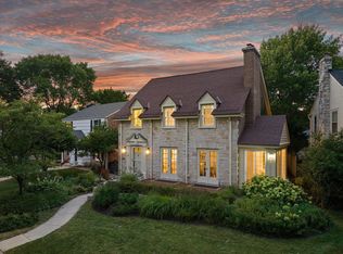 408 E Lexington Blvd, Whitefish Bay, WI 53217