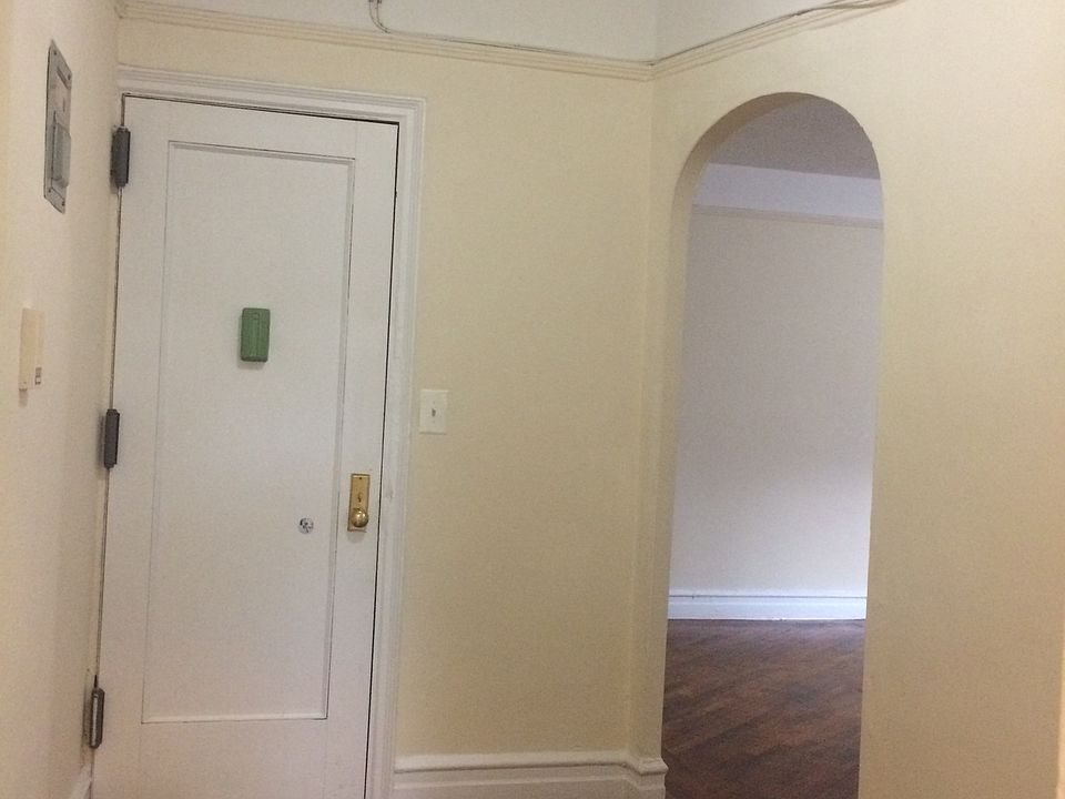 1st image of 4334 49th St #3