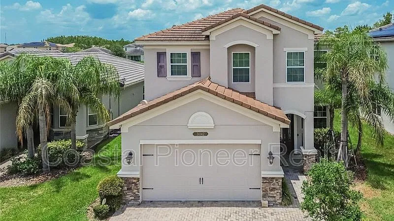 31142 Lindentree Dr