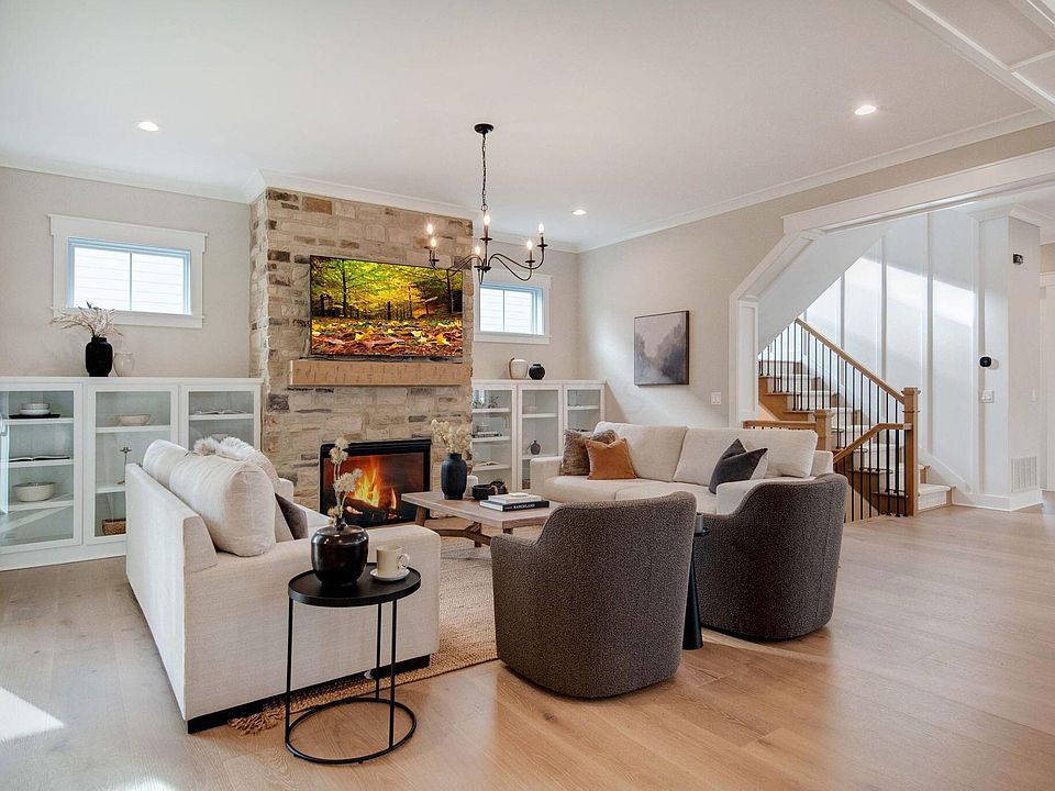 1st image of 5557 Hickory Dr