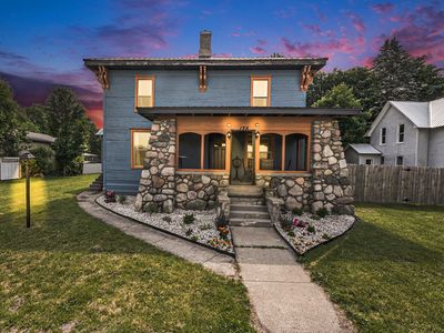 126 N White St, Howard City, MI, 49329