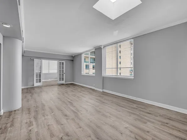5005 Collins Ave, Miami Beach, FL