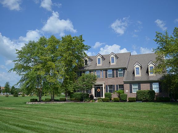 2nd image of 211 Bermuda Dr NW