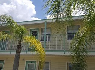 12230 Shoreview Dr APT 7, Matlacha, FL 33993