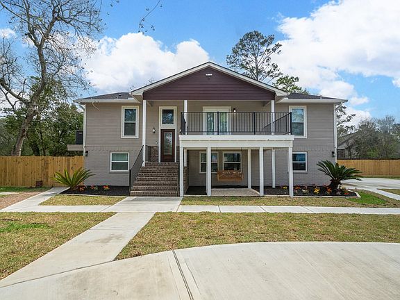 3rd image of 4509 Country Club Dr