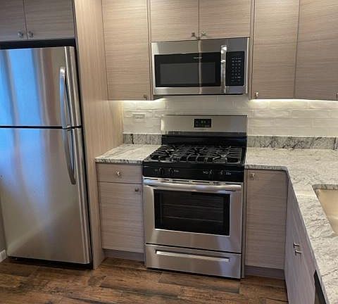 4th image of 200 Nauset Ln #1323