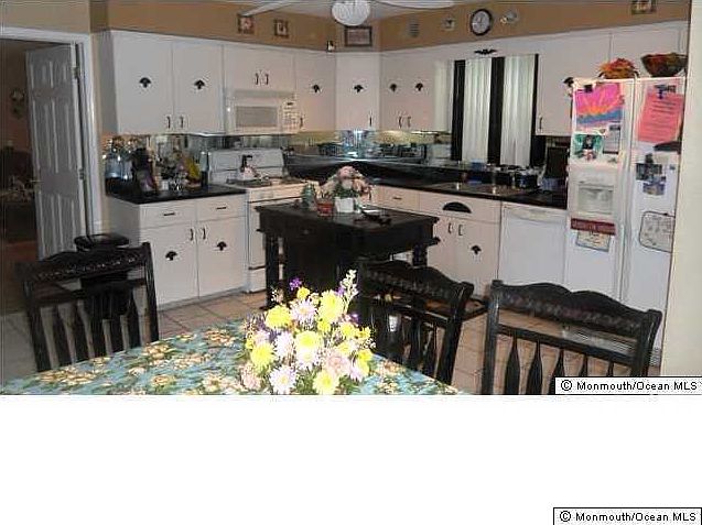 2nd image of 107 Southhampton Place