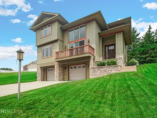 255 Westport Rd, Valparaiso, IN 46385