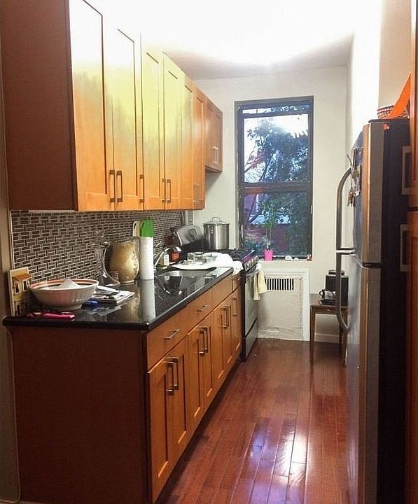 1st image of 20 Crooke Ave #H6