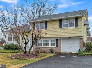 444 Byron Rd, Warminster, PA 18974