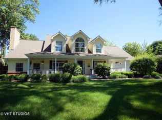 208 South Pkwy, Prospect Heights, IL 60070