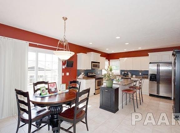 3rd image of 11715 Glenshire Dr