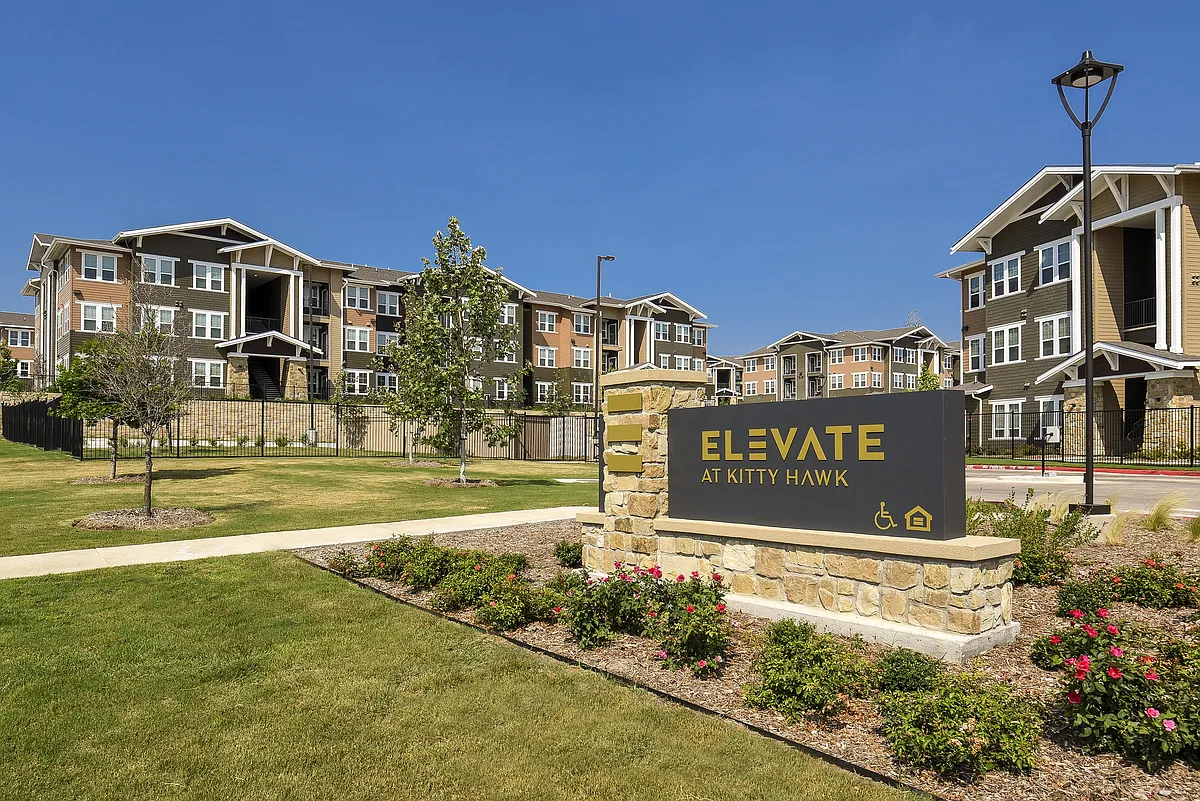 Building Photo - Elevate at Kitty Hawk