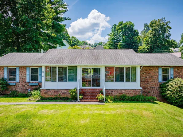514 Parkway Blvd, Elizabethton, TN 37643