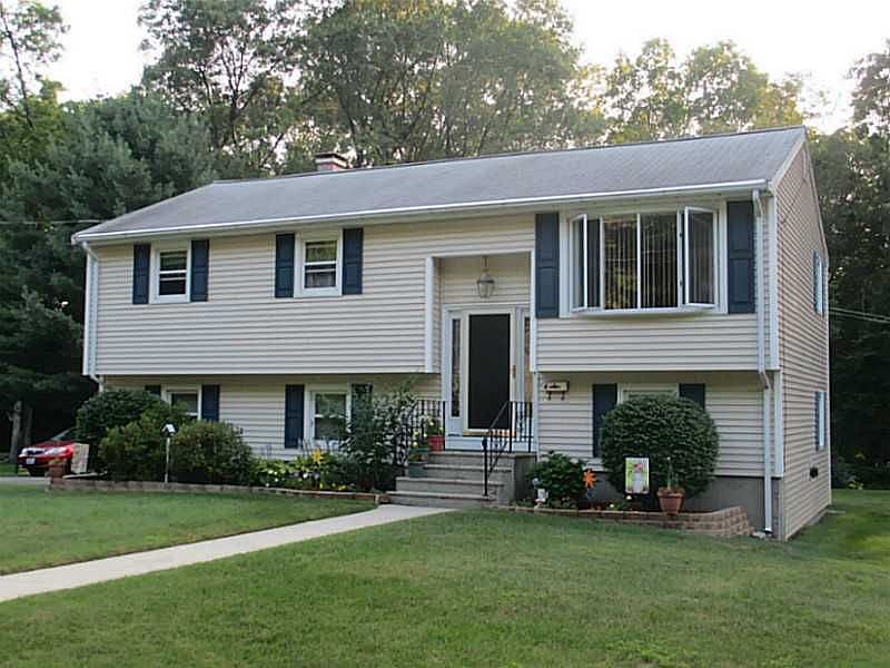 1st image of 4 Sharon Pkwy