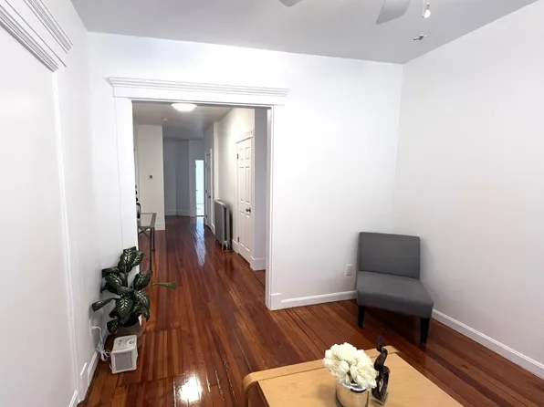 199 Brunswick St #1, Dorchester, MA 02121