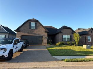 8441 Wyatt Ct, Newburgh, IN 47630