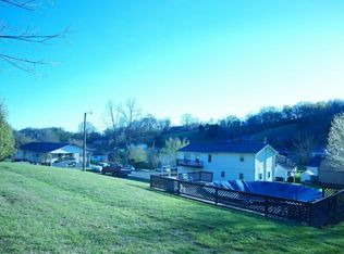 1308 Old Bristol Hwy, Elizabethton, TN 37643