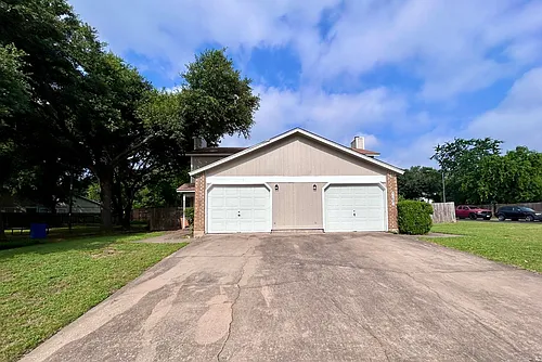 9300 Kempler Dr Photo 1