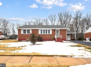 21 Dawes Dr, Newark, DE 19702