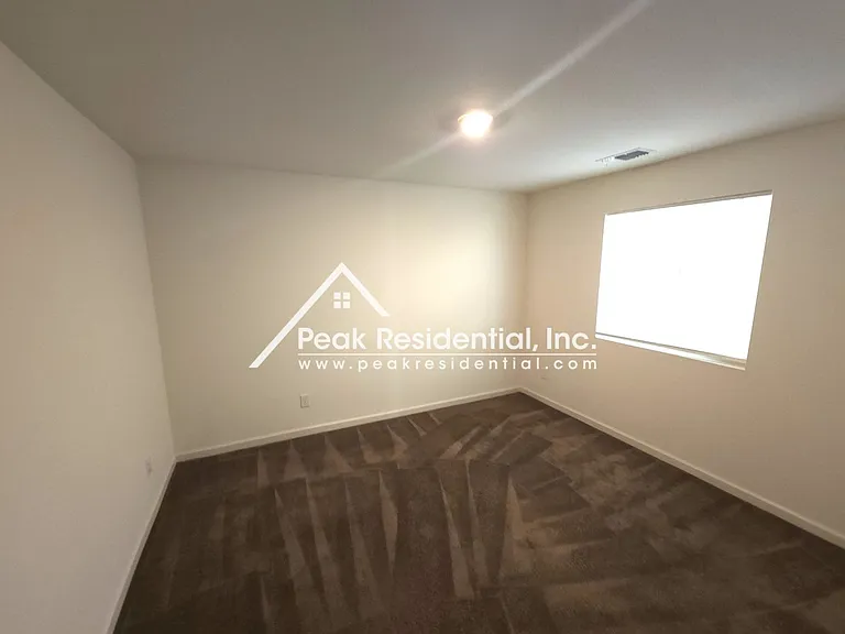 5343 Kankakee Dr — Photo 17