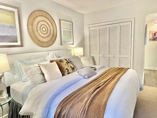 11397 Pond View Dr — Photo 41