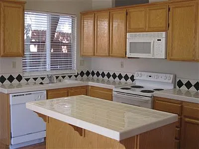 589 Alden Way — Photo 8