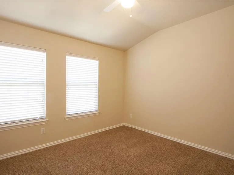7825 Fox Horn Dr — Photo 18