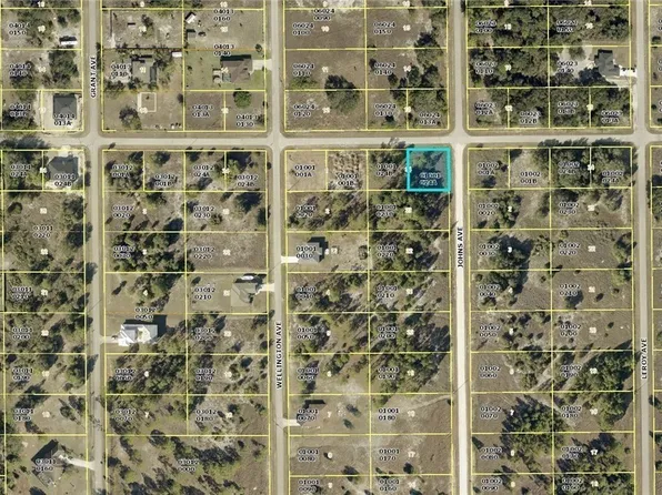 3504 E 17th St, Lehigh Acres, FL 33972