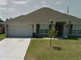 2902 SE Ironton Ave, Port Saint Lucie, FL 34952