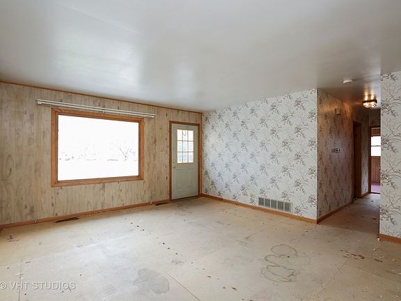 2nd image of 301 Sedgewick St