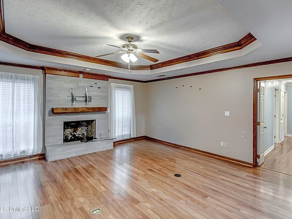 4th image of 133 Oak Ridge Cir