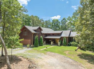 381 Ross Dr, Mineral Bluff, GA 30559