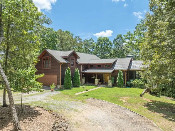195 Angel Creek Holw, Mineral Bluff, GA 30559