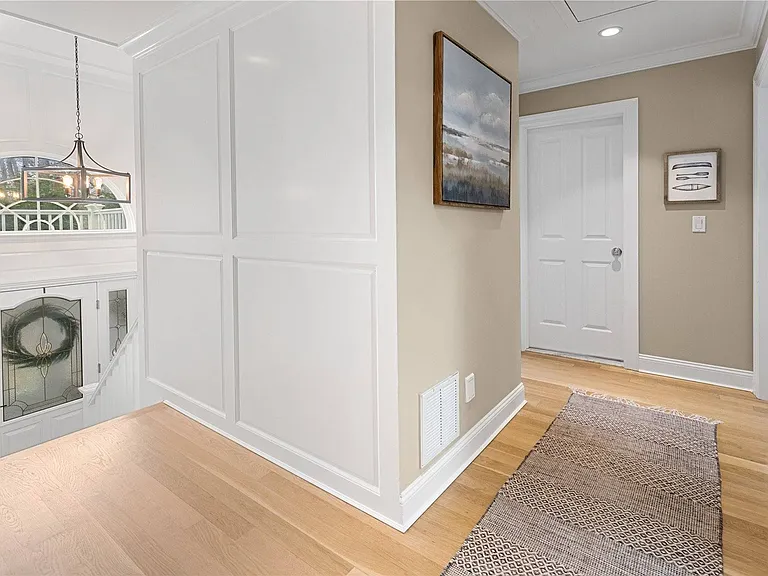 29 Missapoque Ave — Photo 21