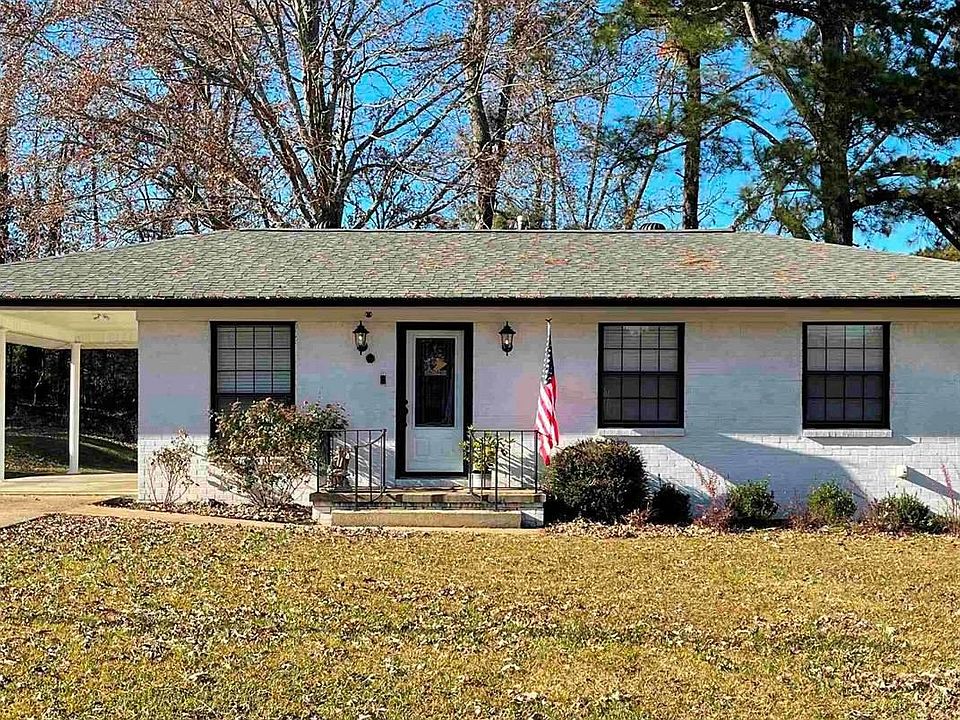 1st image of 163 Country Club Ln