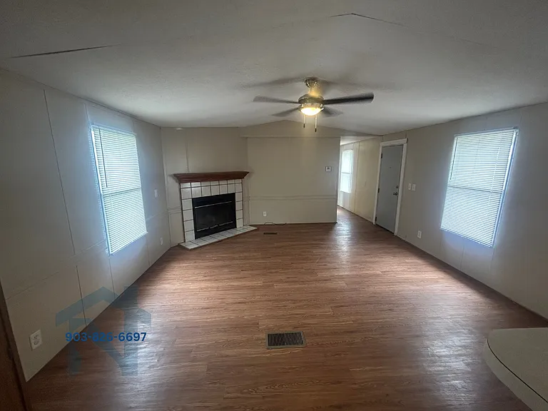 507 Hickory St — Photo 2