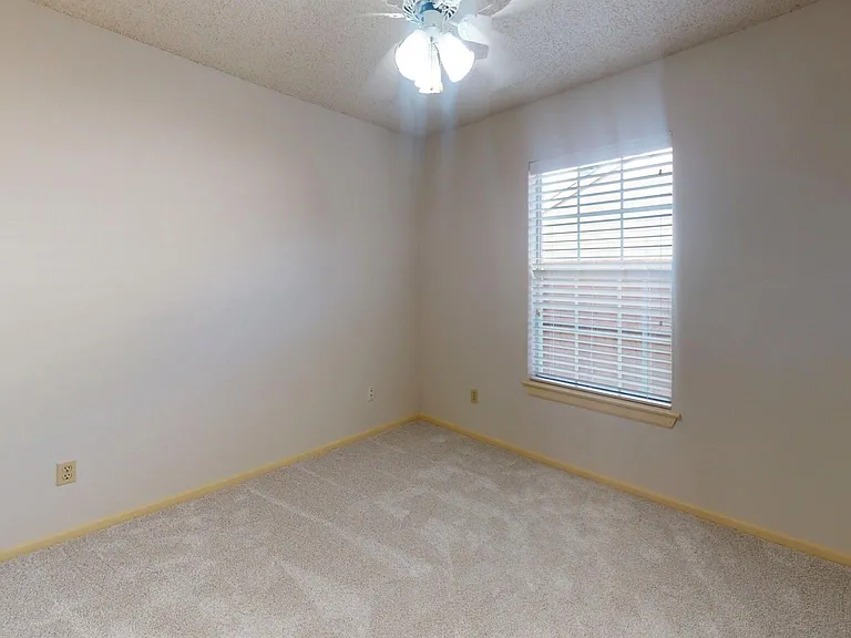 4012 Sendero Trl — Photo 15