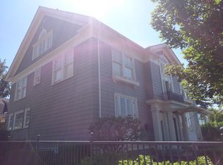 1017 E Blaine St, Seattle, WA 98102
