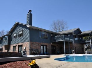 1300 Squibb Dr, Johnson City, TN 37601