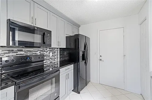 3422 NW 110th Way Photo 1